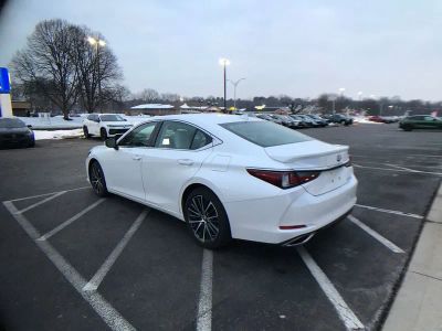 2023 Lexus ES 350 - Photo 11
