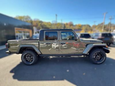 2026 Jeep Gladiator — side profile view