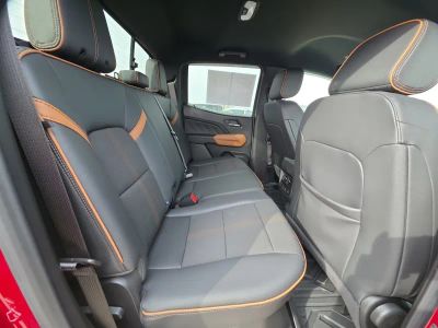 2024 GMC Canyon - Photo 14