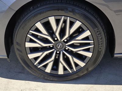 2024 Nissan Altima — photo 7 view