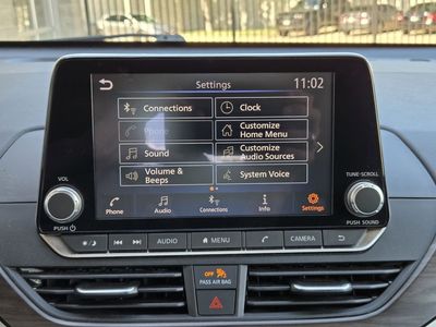 2024 Nissan Altima — photo 11 view