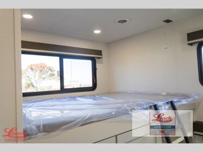 2026 Influence 3904BH - Photo 24