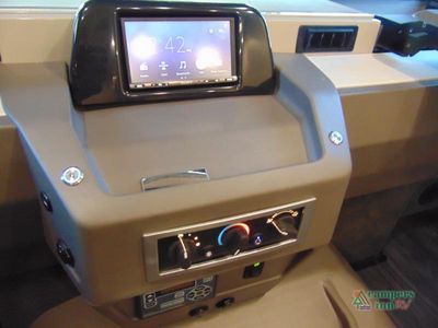 2024 Winnebago Sunstar - Photo 20