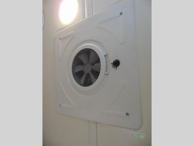 2024 Winnebago Sunstar - Photo 42