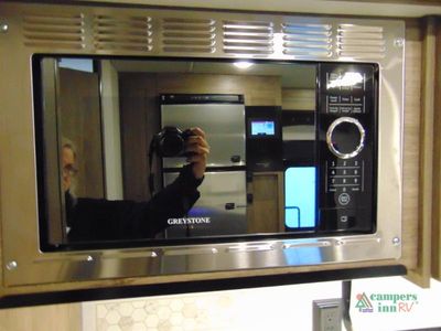 2024 Winnebago Sunstar - Photo 28