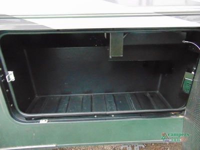 2024 Winnebago Sunstar - Photo 49