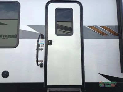 2024 Forest River RV Wildwood Platinum — photo 11 view