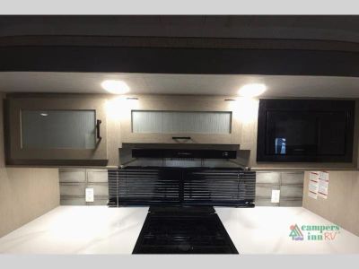 2024 Forest River RV Wildwood Platinum — photo 25 view