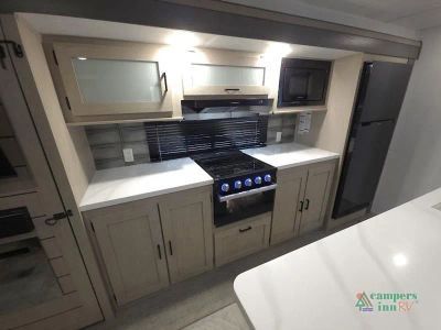 2024 Forest River RV Wildwood Platinum — photo 19 view