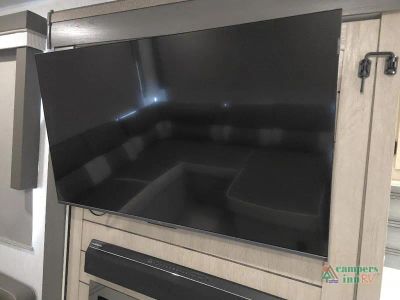 2024 Forest River RV Wildwood Platinum — photo 45 view
