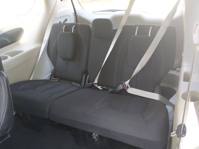 2023 Chrysler Voyager - Photo 17