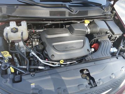 2023 Chrysler Voyager - Photo 9