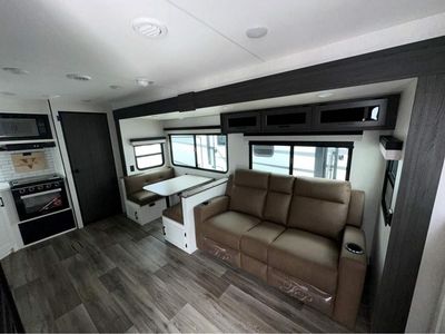 2026 VENTURE RV SPORTTREK - Photo 11