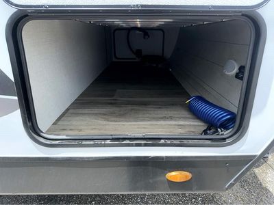 2026 VENTURE RV SPORTTREK - Photo 9