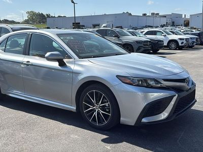 2024 Toyota Camry - Photo 2