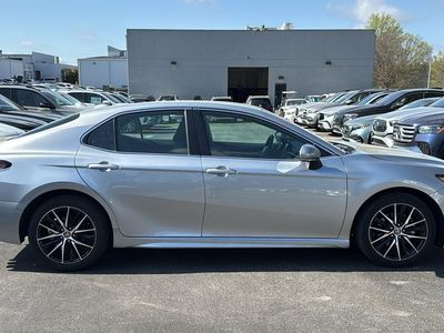 2024 Toyota Camry - Photo 3