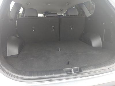 2023 Hyundai Santa Fe — photo 11 view