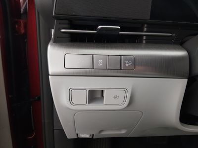 2024 Hyundai Kona - Photo 13