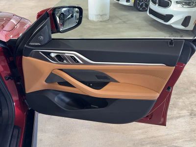 2025 BMW 4 Series — photo 9 view