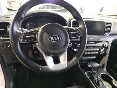 2020 Kia Sportage — photo 12 view