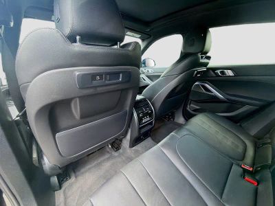 2022 BMW X6 — photo 25 view