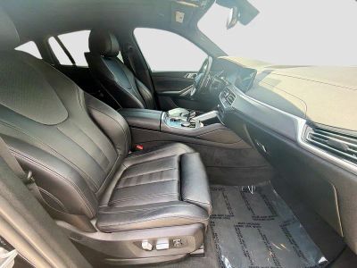 2022 BMW X6 — photo 32 view