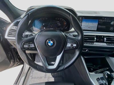 2022 BMW X6 — photo 10 view