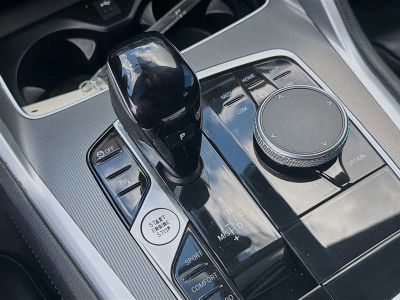 2022 BMW X6 — photo 16 view