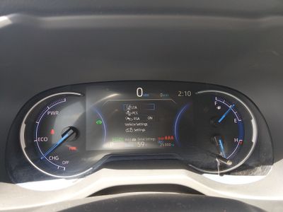 2025 Toyota RAV4 - Photo 14