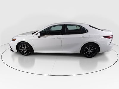 2023 Toyota Camry - Photo 4