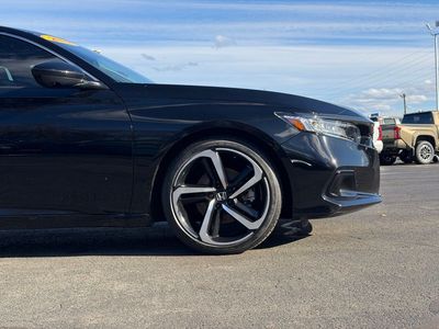 2022 Honda Accord — photo 11 view