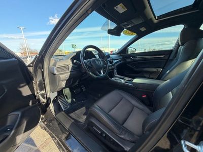2022 Honda Accord — photo 13 view