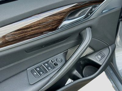 2023 BMW 5 Series — photo 23 view