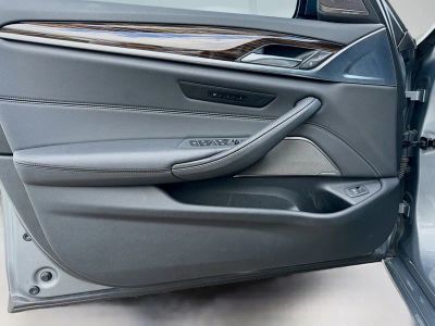 2023 BMW 5 Series — photo 22 view