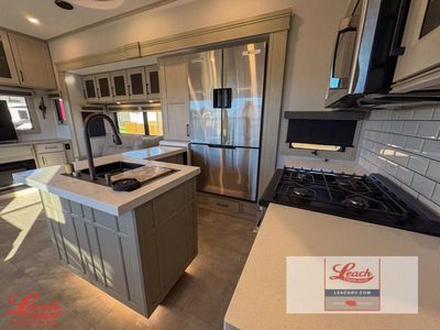 2025 Solitude 388MBS - Photo 19