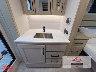 2025 Solitude 388MBS - Photo 30
