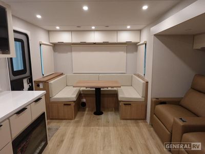 2026 Winnebago Thrive - Photo 5
