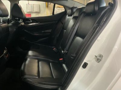 2023 Nissan Maxima - Photo 8