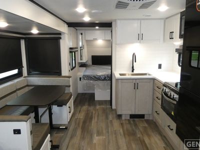 2026 Highland Ridge RV Range Lite - Photo 6