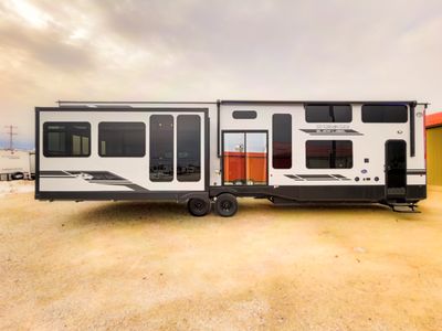 2026 Forest River RV Cherokee Timberwolf Black Label - Photo 10