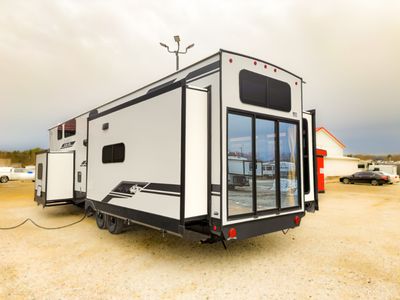 2026 Forest River RV Cherokee Timberwolf Black Label - Photo 7