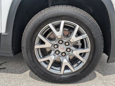 2023 GMC Acadia — photo 11 view