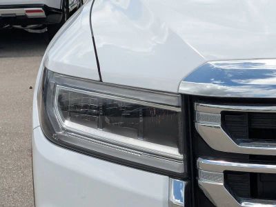 2023 GMC Acadia — photo 9 view
