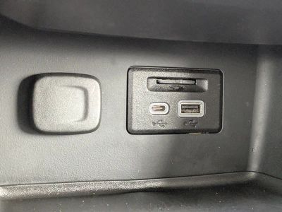2023 GMC Acadia — photo 26 view