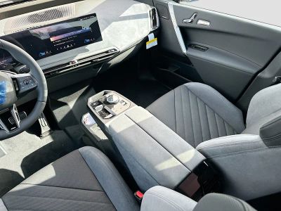 2026 BMW iX — photo 18 view