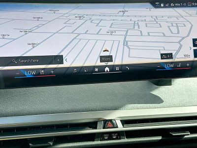 2026 BMW iX — photo 10 view