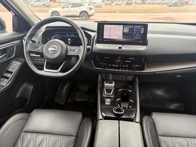 2024 Nissan Rogue - Photo 12