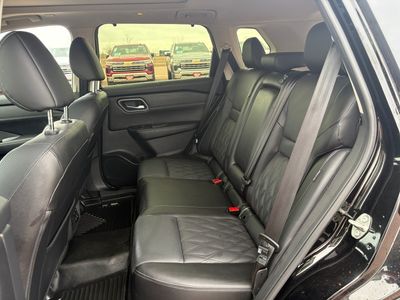 2024 Nissan Rogue - Photo 18