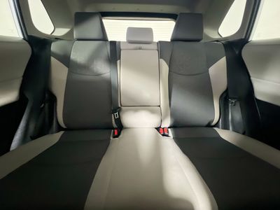 2025 Toyota RAV4 - Photo 29