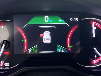 2025 Toyota RAV4 - Photo 19